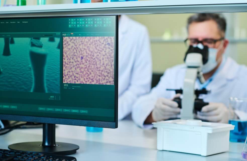 Regeneración tisular guiada con biomateriales inteligentes: el futuro de los tratamientos para la periodoncia.
